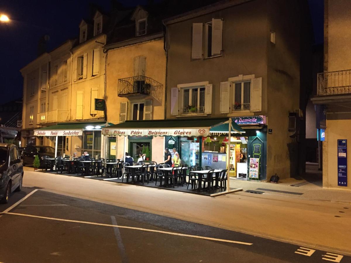 Ravissant Duplex Meuble Tout Confort Hyper Centre St Cere 4 Pers Lit Bb Wifi Gratuit Saint-Céré Zewnętrze zdjęcie